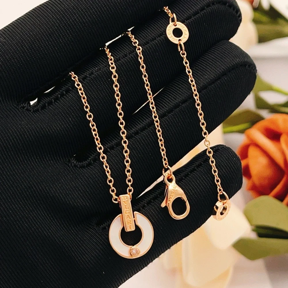 Bulgari Gold Circle Pendant Necklace - Picture 4 of 7